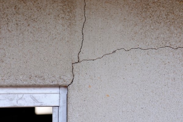 Litige fissure humidité Grand-Est Litige fissure humidité Grand-Est