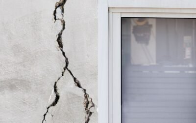 Fissures sur façades ou murs porteurs : comment les identifier et agir rapidement